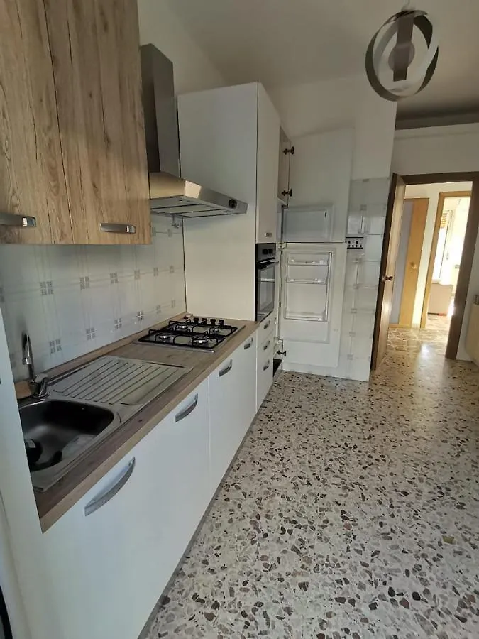 Apartment Appartement Spadafora - 50M De La Plage Italy